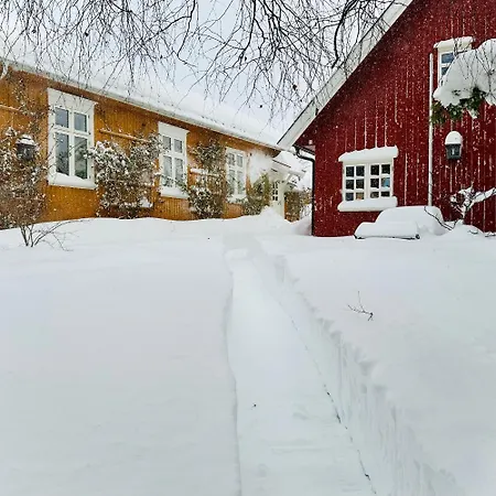 Tollgaarden Gjestegaard 3* Larvik