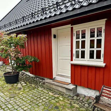 Bed & Breakfast Tollgaarden Gjestegaard