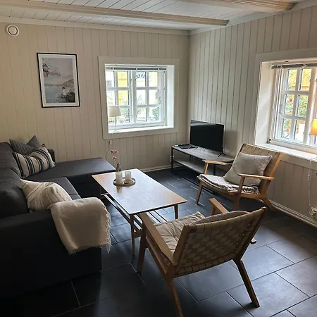 Bed & Breakfast Tollgaarden Gjestegaard Larvik