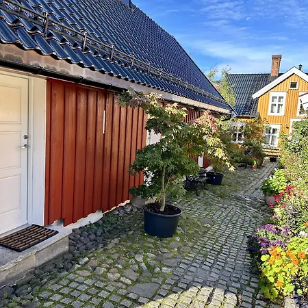 Tollgaarden Gjestegaard 3*