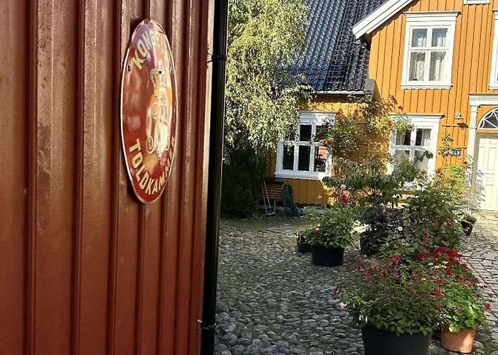 Tollgaarden Gjestegaard 3* Larvik