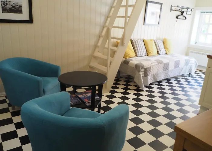 Tollgaarden Gjestegaard 3* Larvik