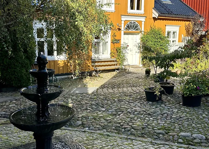 Bed & Breakfast Tollgaarden Gjestegaard 3*