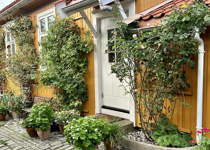 Tollgaarden Gjestegaard